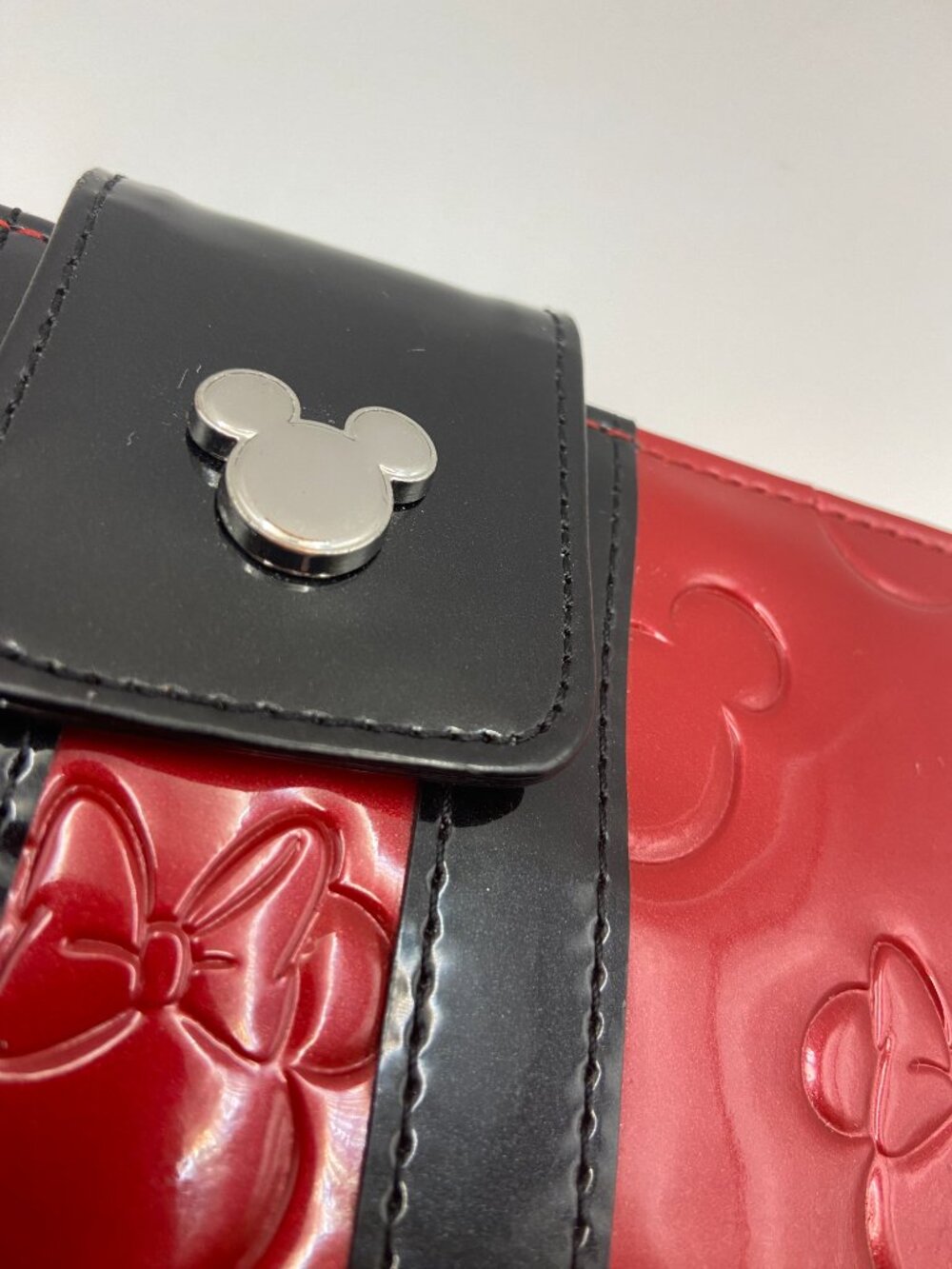 Disney Parks Loungefly Wallet Mickey and Minnie Red & Black Patent Leather 2016 - Picture 12 of 15